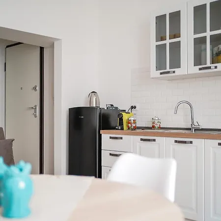 Domus Iulia, Trastevere *